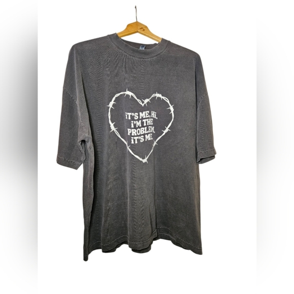 2XL Womens Gray T-Shirt with Heart Graphic, Los Angeles Apparel - Used - Picture 3 of 5